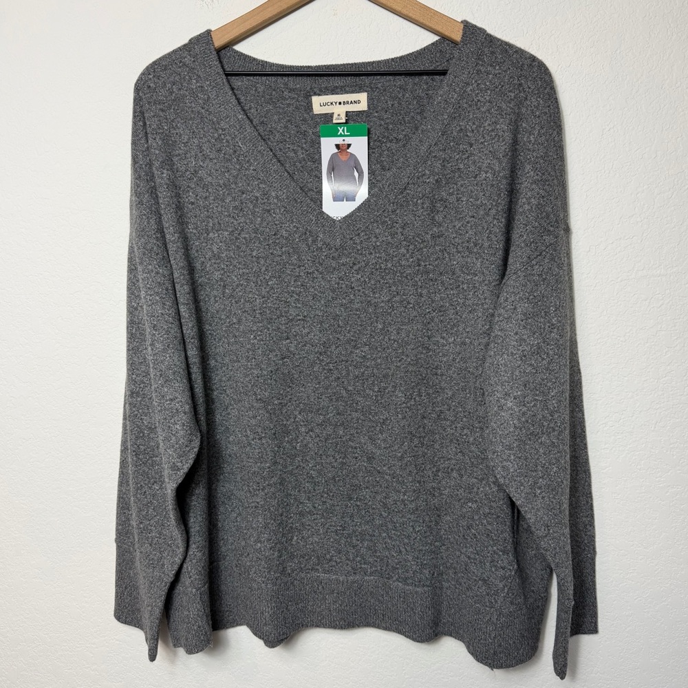 Lucky Brand Medium Heather Gray V-Neck Sweater Women Size XL BRAND NEW WITH TAGS